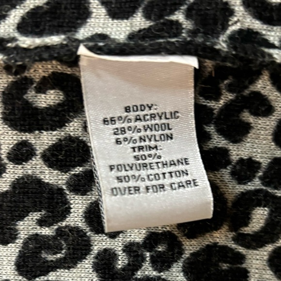 Beatrix OST wrap jacket with leopard print lining and faux leather trim - Picture 10 of 11